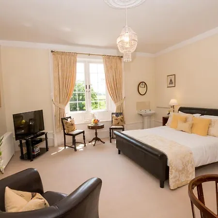 Heads Nook Hall בית הארחה 5*