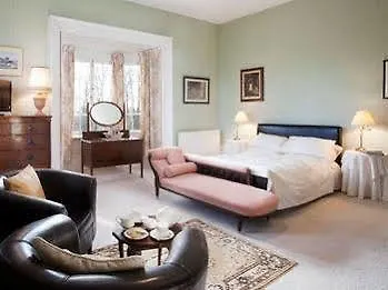 Heads Nook Hall 5* ברמפטון